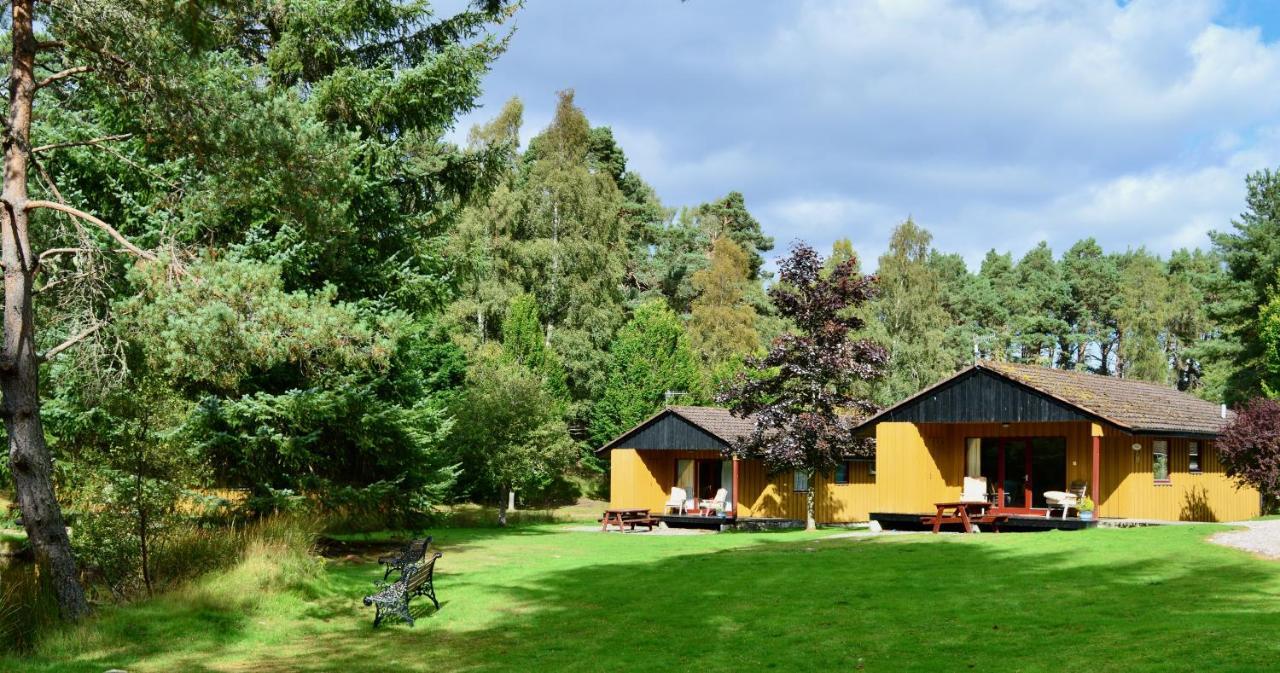 Reuben'S Highland Retreat - Speyside Villa Carrbridge Luaran gambar